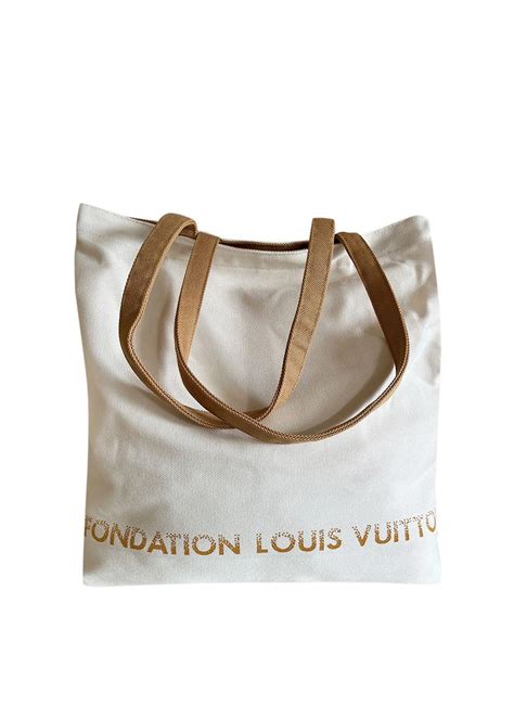 louis vuitton charity